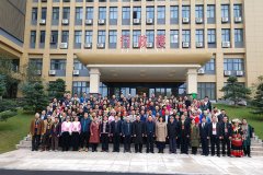 熱烈慶祝，12月15日，強壽集團董事長李浪輝因壯醫(yī)藥研究治療領(lǐng)域取得的成績